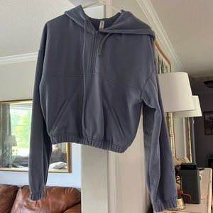 Women’s cropped hoodie